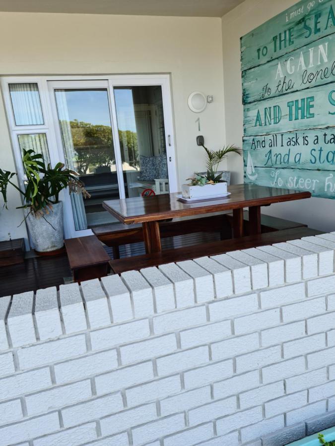 South Point Guest Lodge Agulhas Exterior foto