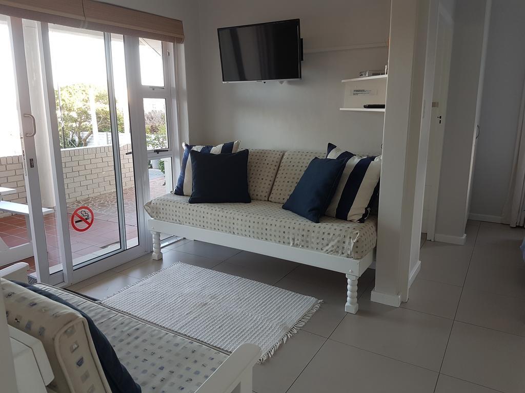 South Point Guest Lodge Agulhas Exterior foto