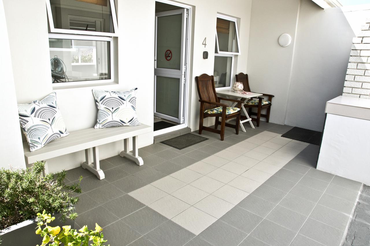 South Point Guest Lodge Agulhas Exterior foto
